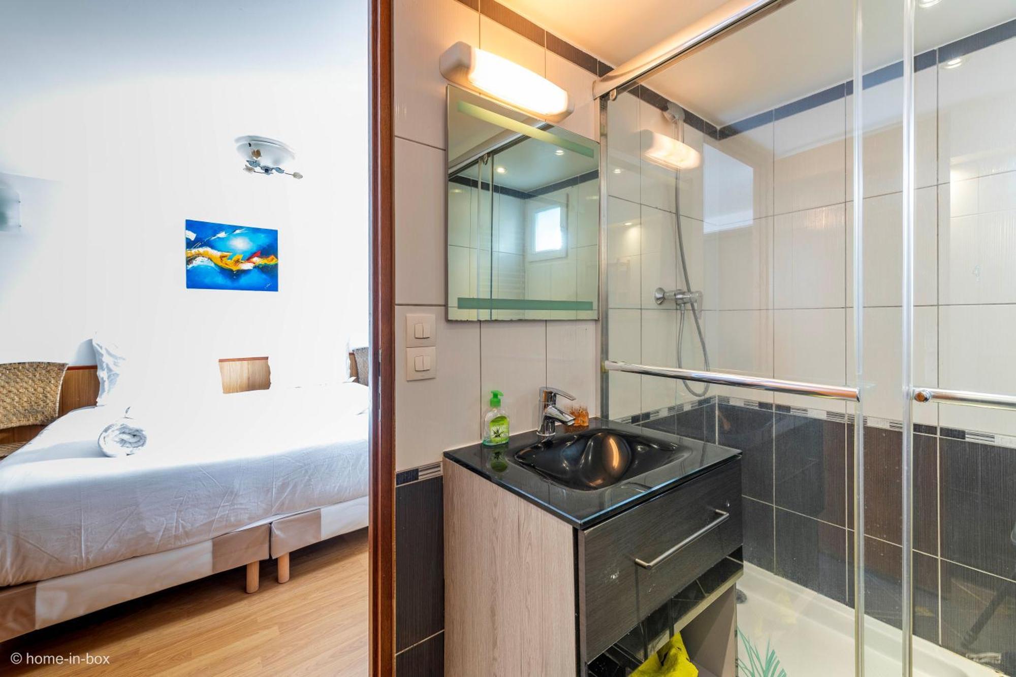 Appartement Spacieux 2 Ch - 2 Sdb - Proche Paris Et Disneyland Noisy-le-Grand Exteriör bild